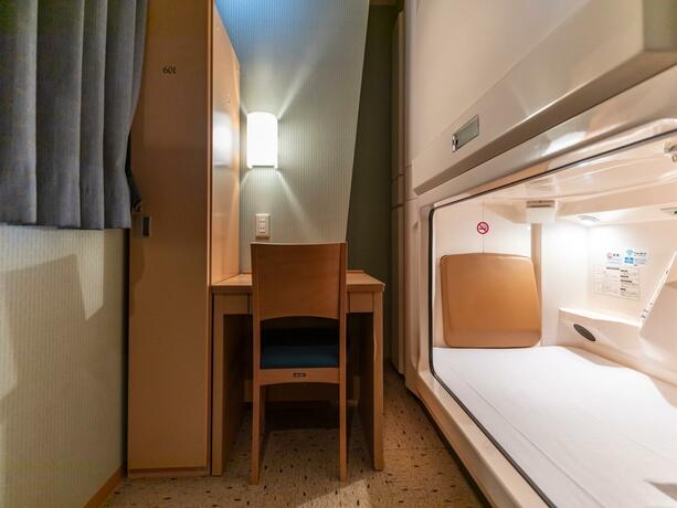 Imagen general del Asahi sauna Capsule Inn Hirosaki. Foto 11