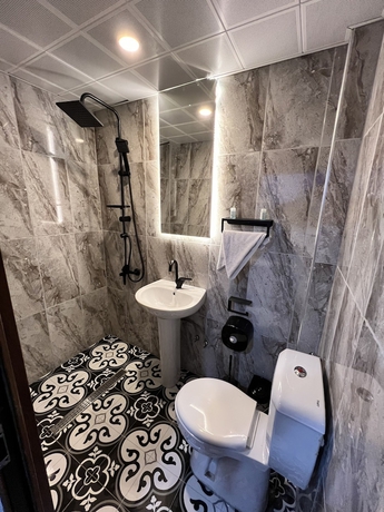 Imagen de la habitación del Asell Suite. Foto 19