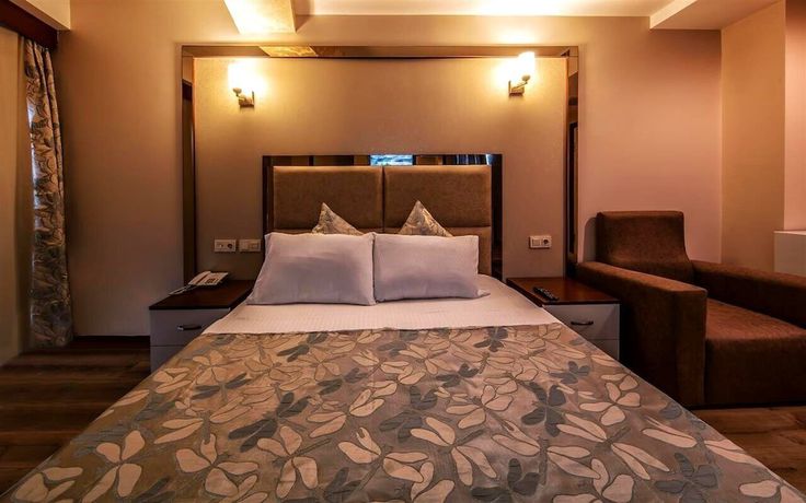 Imagen de la habitación del Asia Business Suites. Foto 7