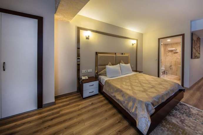 Imagen de la habitación del Asia Business Suites. Foto 12