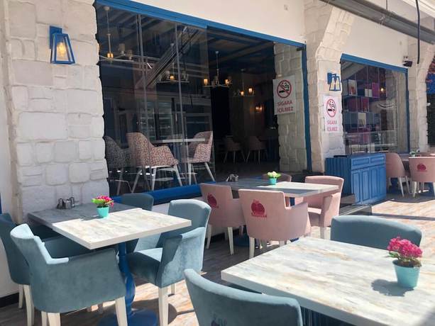 Imagen del bar/restaurante del Asia Lees Inn Hotel. Foto 5