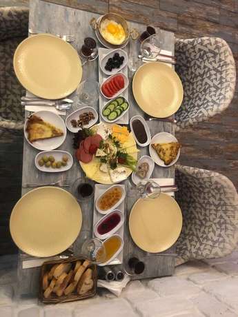 Imagen del bar/restaurante del Asia Lees Inn Hotel. Foto 6