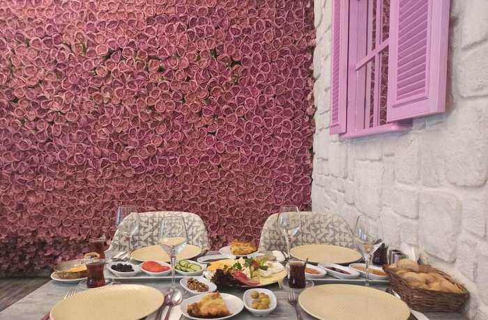 Imagen del bar/restaurante del Asia Lees Inn Hotel. Foto 8