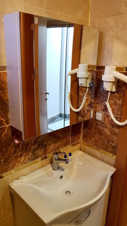 Imagen de la habitación del Asil Hotel. Foto 16