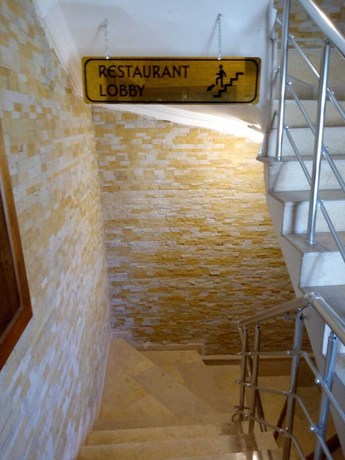Imagen de los interiores del Asmir Suites Hotel. Foto 17