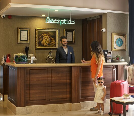Imagen general del Asmira Royal Hotel. Foto 12