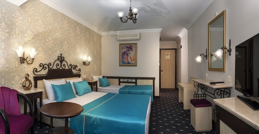 Imagen de la habitación del Asmira Royal Hotel. Foto 18