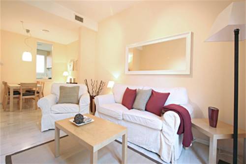 Imagen de la habitación del Aspasios Gran Via Suites. Foto 7