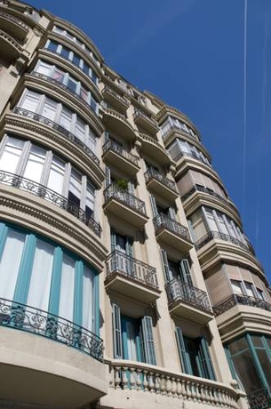 Imagen general del Aspasios Gran Via Suites. Foto 2