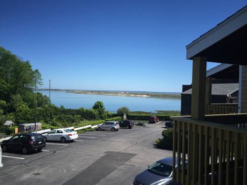 Imagen de la habitación del Aspinquid Resort. Foto 4