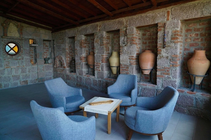 Imagen de los interiores del Assos Ada. Foto 16