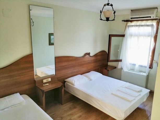 Imagen de la habitación del Assos B&uuml;y&uuml;k Yıldızsaray Otel. Foto 6