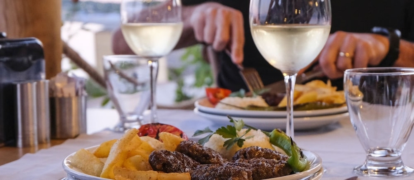 Imagen del bar/restaurante del Assos Hestia Otel. Foto 5