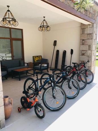 Imagen de los exteriores del Assos Hestia Otel. Foto 19