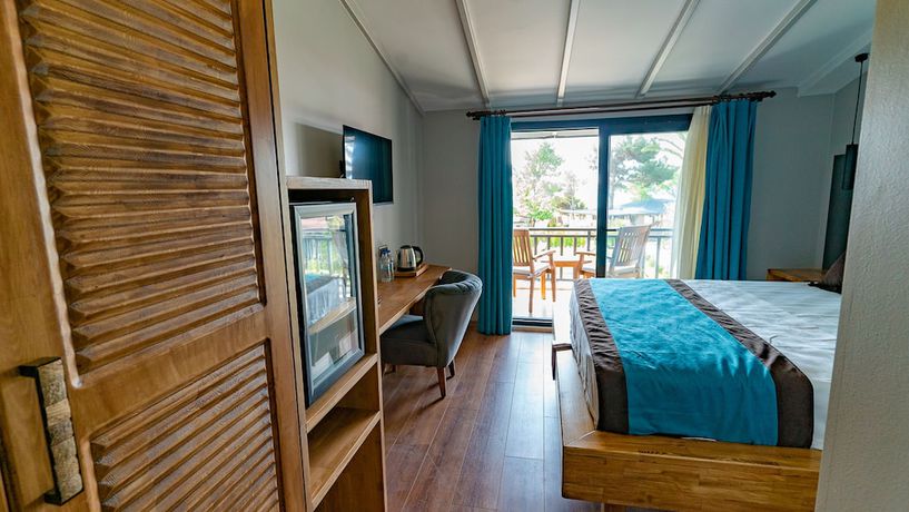 Imagen de la habitación del Assos Hunters Hotel - Special Class ( Adults Only). Foto 17