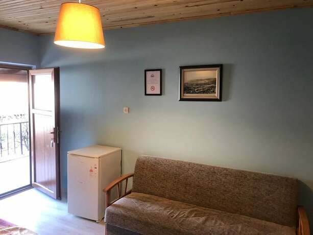 Imagen de la habitación del Assos Kadırga Otel. Foto 18