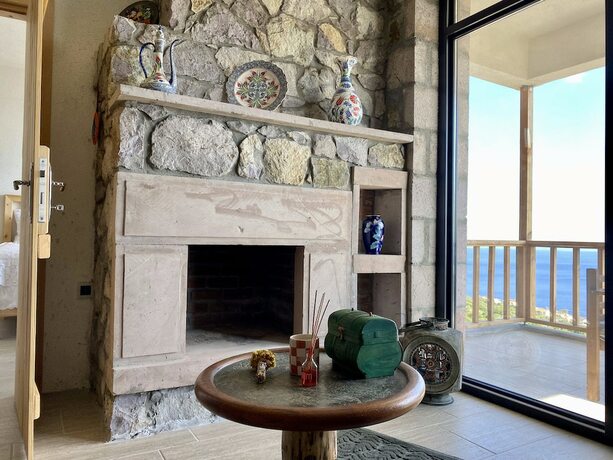 Imagen general del Assos Karadut Taş Otel. Foto 13