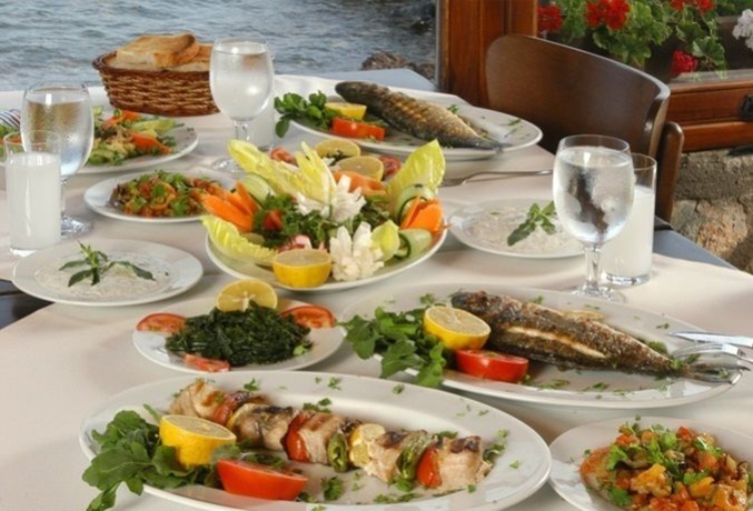 Imagen del bar/restaurante del Assos Sardunya Butik Hotel. Foto 4