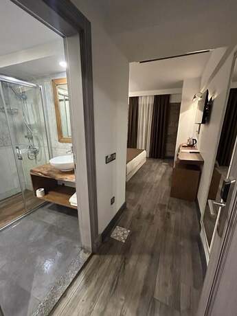 Imagen general del Assos Troy Port Hotel. Foto 9