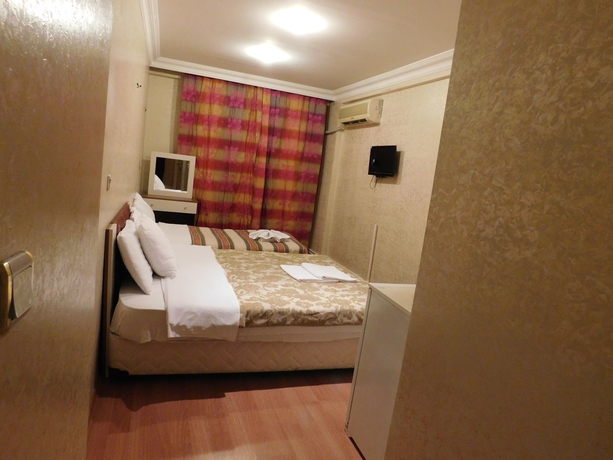 Imagen de la habitación del Ast Group Hotel. Foto 1