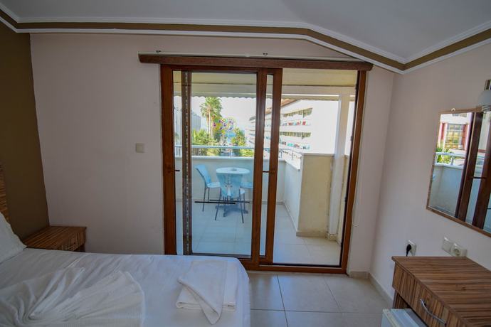 Imagen de la habitación del Astoria Beach Hotel. Foto 2