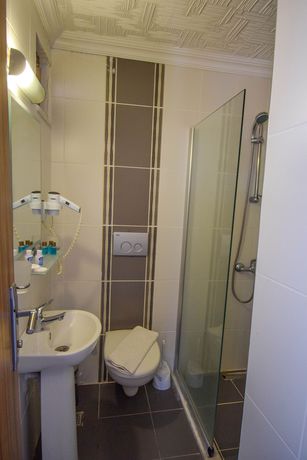 Imagen de la habitación del Astoria Beach Hotel. Foto 7