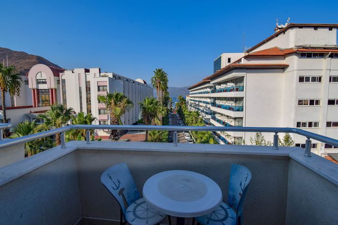 Imagen de la habitación del Astoria Beach Hotel. Foto 8
