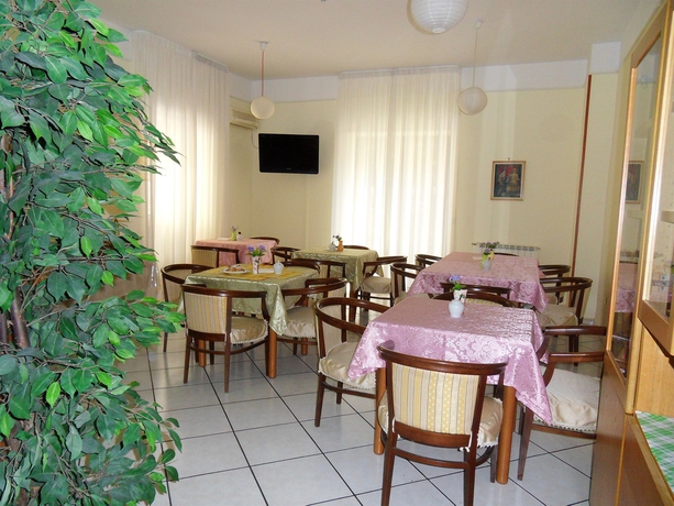Imagen del bar/restaurante del Astoria Pompei. Foto 4