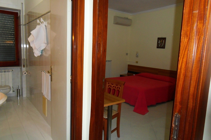 Imagen de la habitación del Astoria Pompei. Foto 16