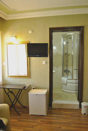 Imagen de la habitación del Asude Hotel Bergama. Foto 5