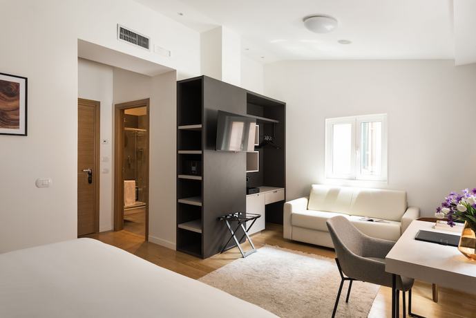 Imagen de la habitación del At 41 Luxury Suites and Rooms. Foto 16