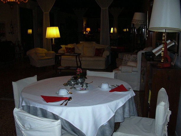 Imagen del bar/restaurante del At Home A Palazzo. Foto 1