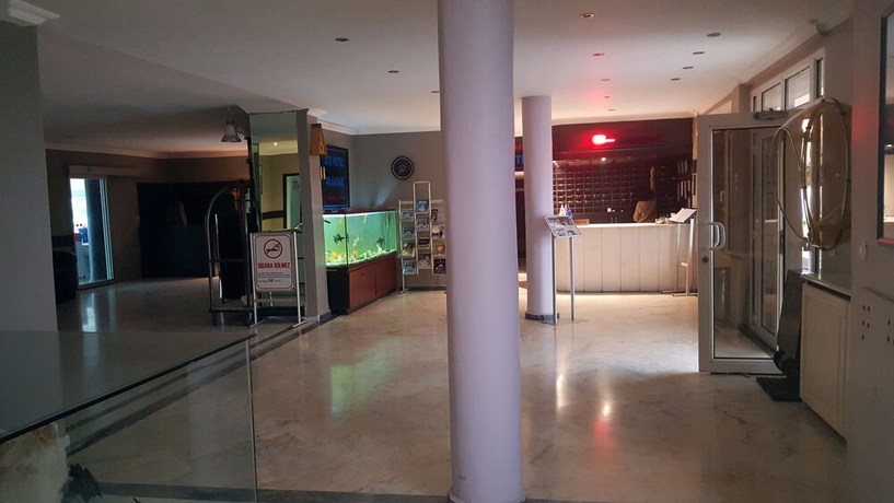 Imagen de los interiores del Ata Hotel Kumburgaz. Foto 18