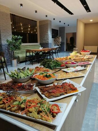 Imagen del bar/restaurante del Ata Otel. Foto 13