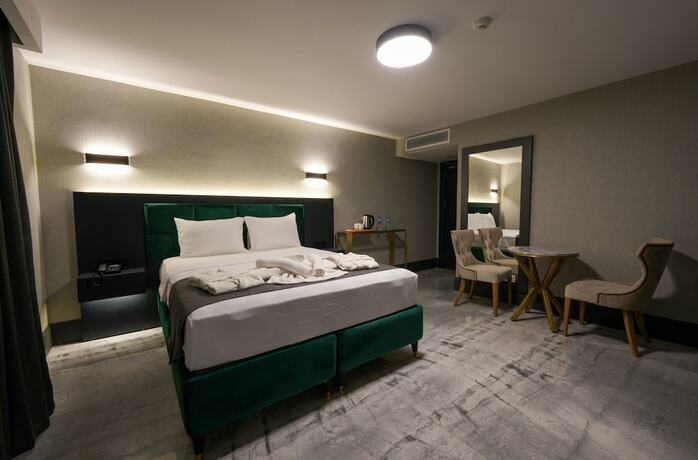 Imagen de la habitación del Ataşehir Kuru&ccedil;eşme Palace. Foto 14