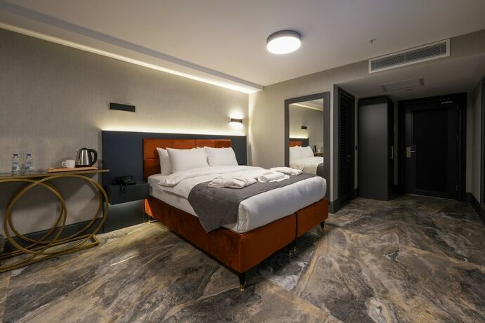 Imagen de la habitación del Ataşehir Kuru&ccedil;eşme Palace. Foto 16