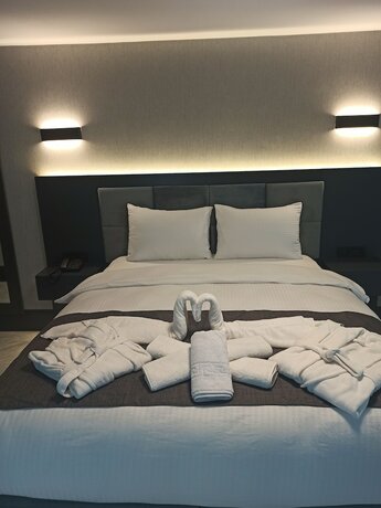 Imagen de la habitación del Ataşehir Kuru&ccedil;eşme Palace. Foto 18