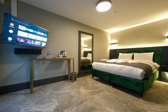 Imagen de la habitación del Ataşehir Kuru&ccedil;eşme Palace. Foto 19