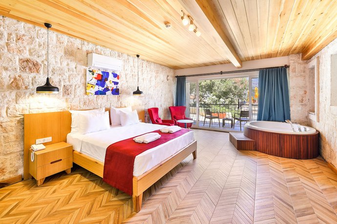 Imagen de la habitación del Atalante Hotel. Foto 19