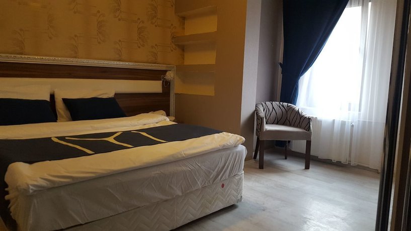 Imagen de la habitación del Atalay Hotel. Foto 4