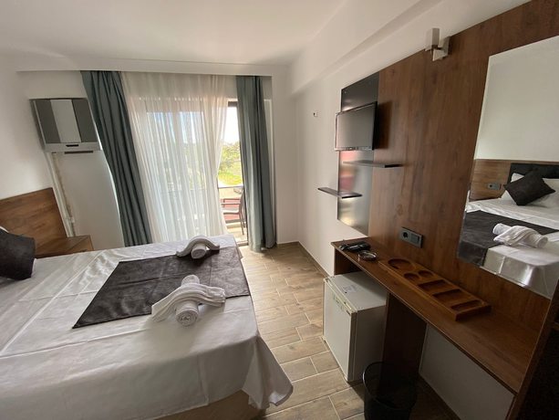 Imagen de la habitación del Atas Aqua Otel Avsa. Foto 9