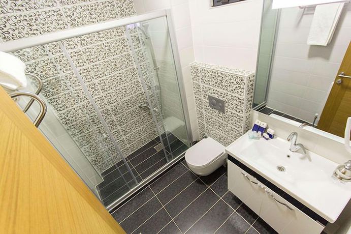 Imagen de la habitación del Atasehir Otel. Foto 4