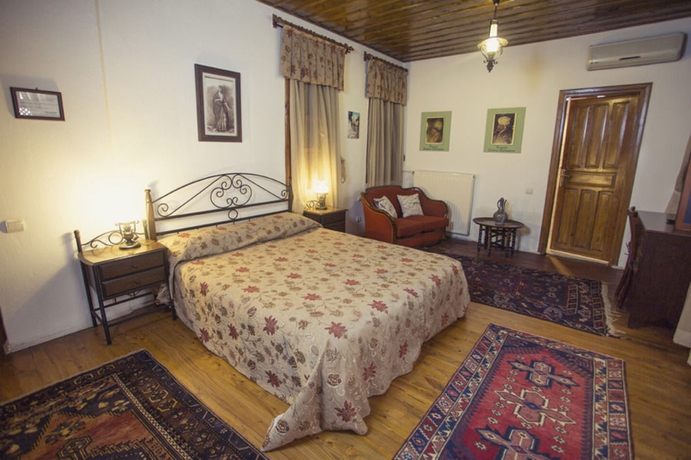 Imagen de la habitación del Atelya Art Hotel. Foto 5