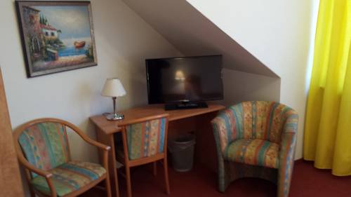 Imagen de la habitación del Ates Hotel Lampertheim. Foto 11