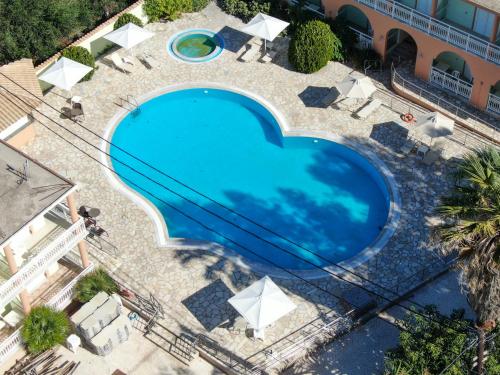 Imagen general del Athina Hotel. Foto 1