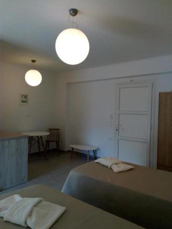 Imagen de la habitación del Athineon. Foto 8