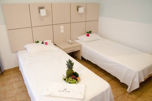 Imagen de la habitación del Athos Hotel. Foto 3