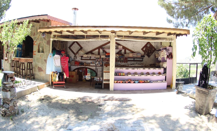 Imagen de los interiores del Atilla's Getaway. Foto 18