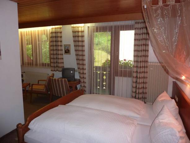 Imagen de la habitación del Atina Hotel. Foto 7