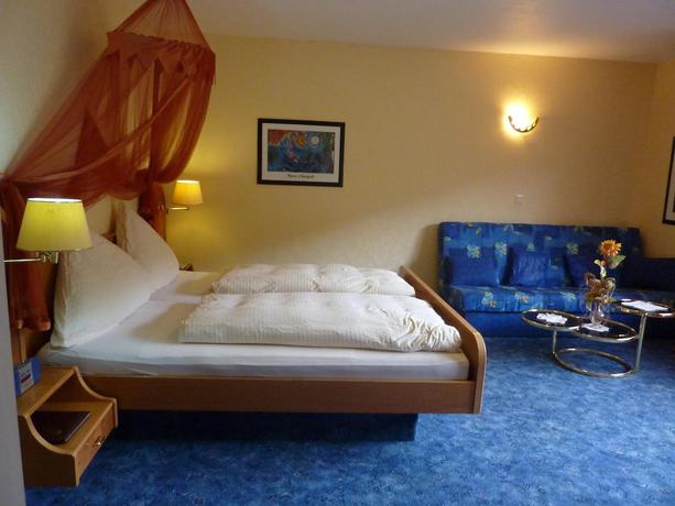Imagen de la habitación del Atina Hotel. Foto 10
